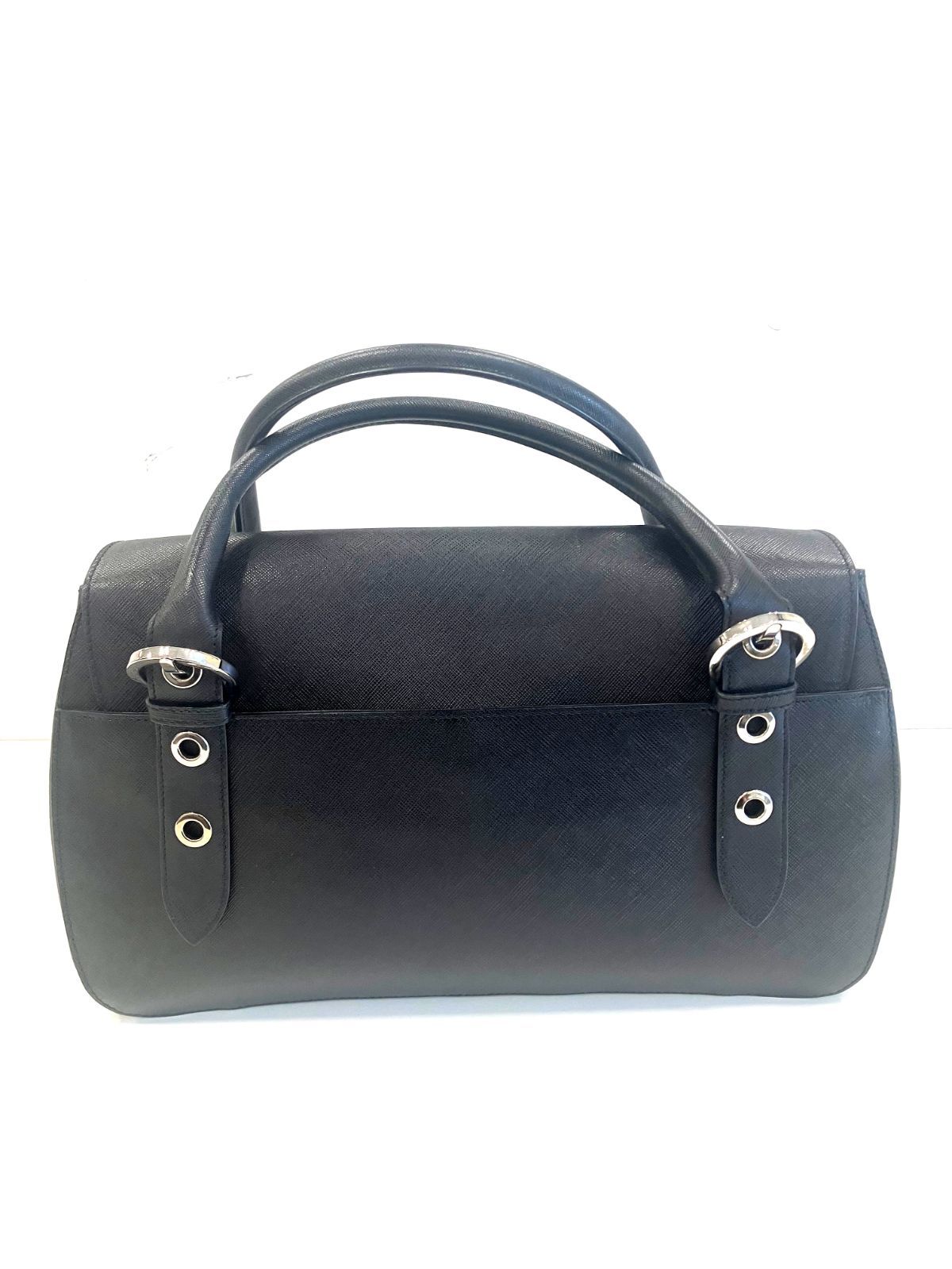 Salvatore Ferragamo サルヴァトーレフェラガモ ガンチーニ