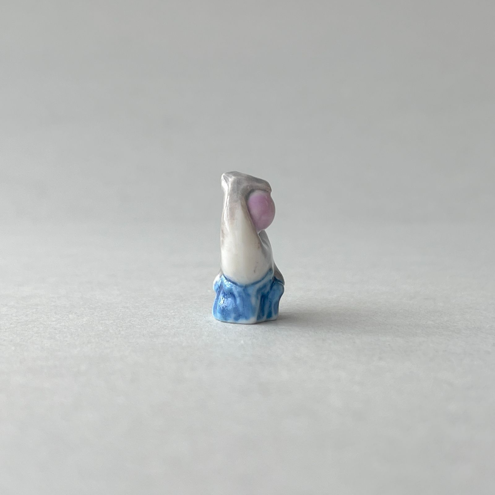 フェーヴ イルカとボール〈パープル〉 フランス フェーブ ミニチュア