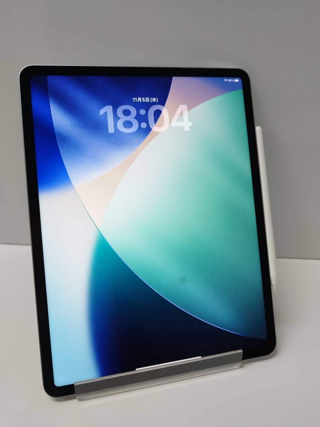 Wi-Fiモデル iPad Pro 第6世代 12.9インチ 256GB A2436 MNXR3J A