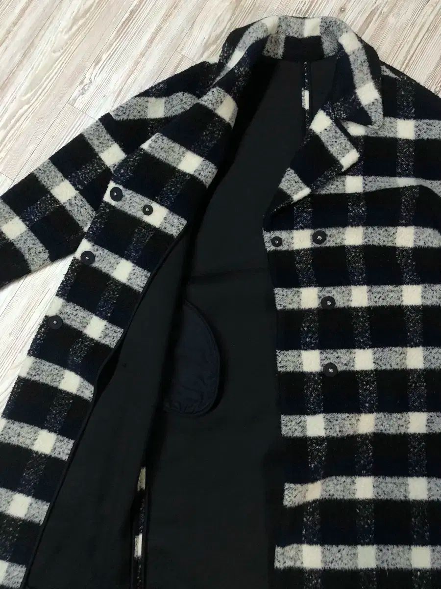 ブラック ホワイト