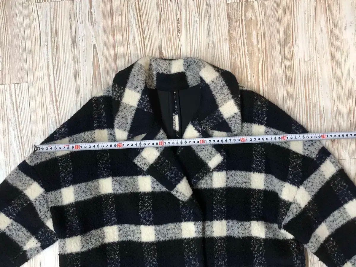 ブラック ホワイト