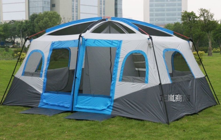 広々大型テントで