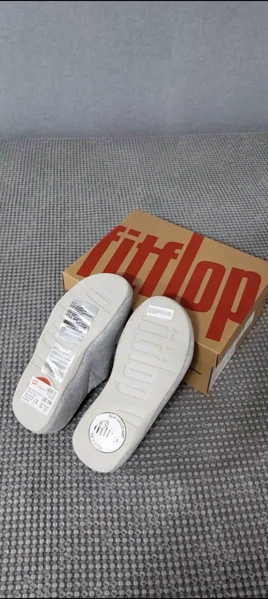 フィットフロップ