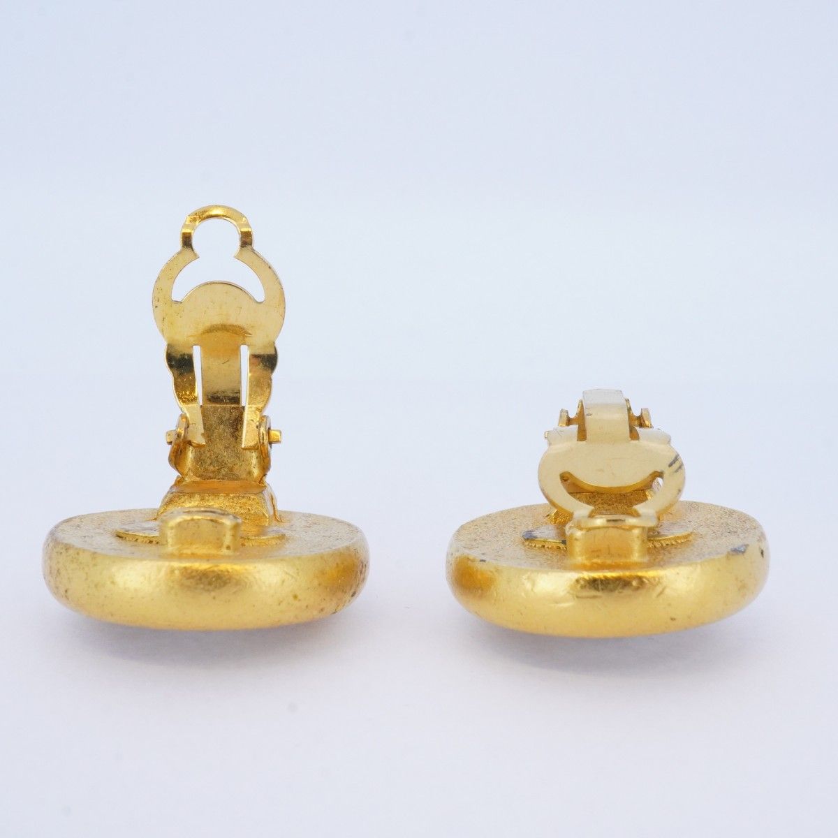 5jmb0699】シャネル イヤリング ヴィンテージ シャネルロゴ 丸型