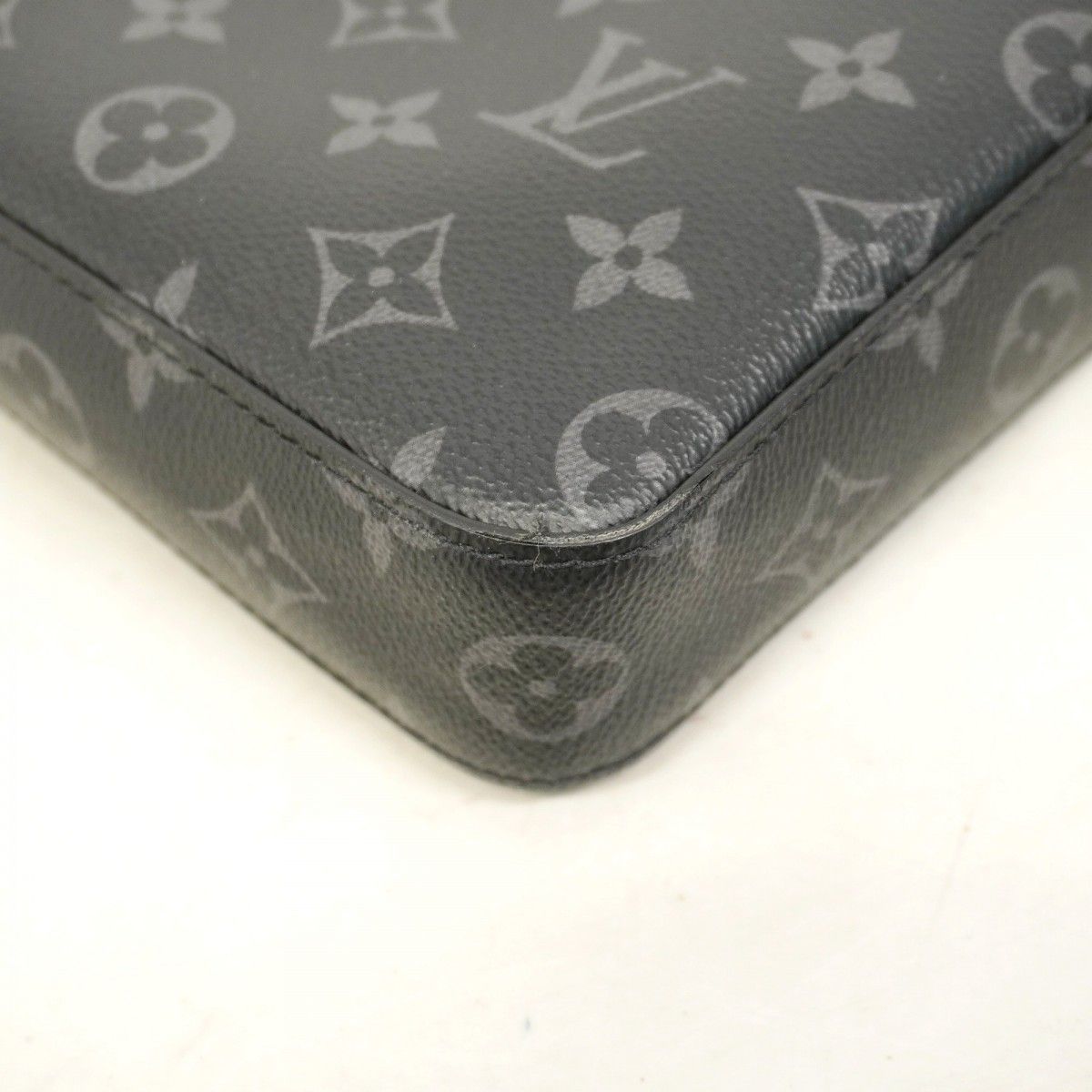 5me6557-h】ルイヴィトン ショルダーバッグ モノグラム・エクリプス  