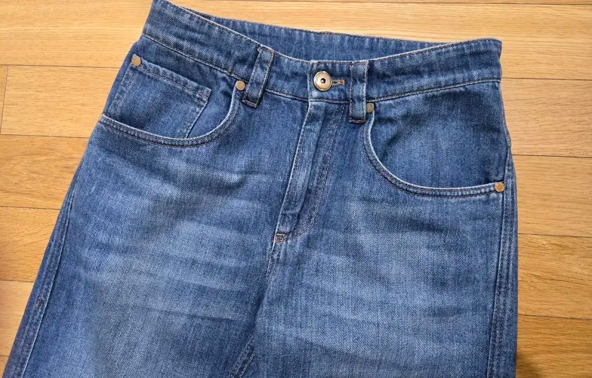 BRUNELLO CUCINELLI ブルネロクチネリ モラレ ロールアップ デニムジーン eu 36