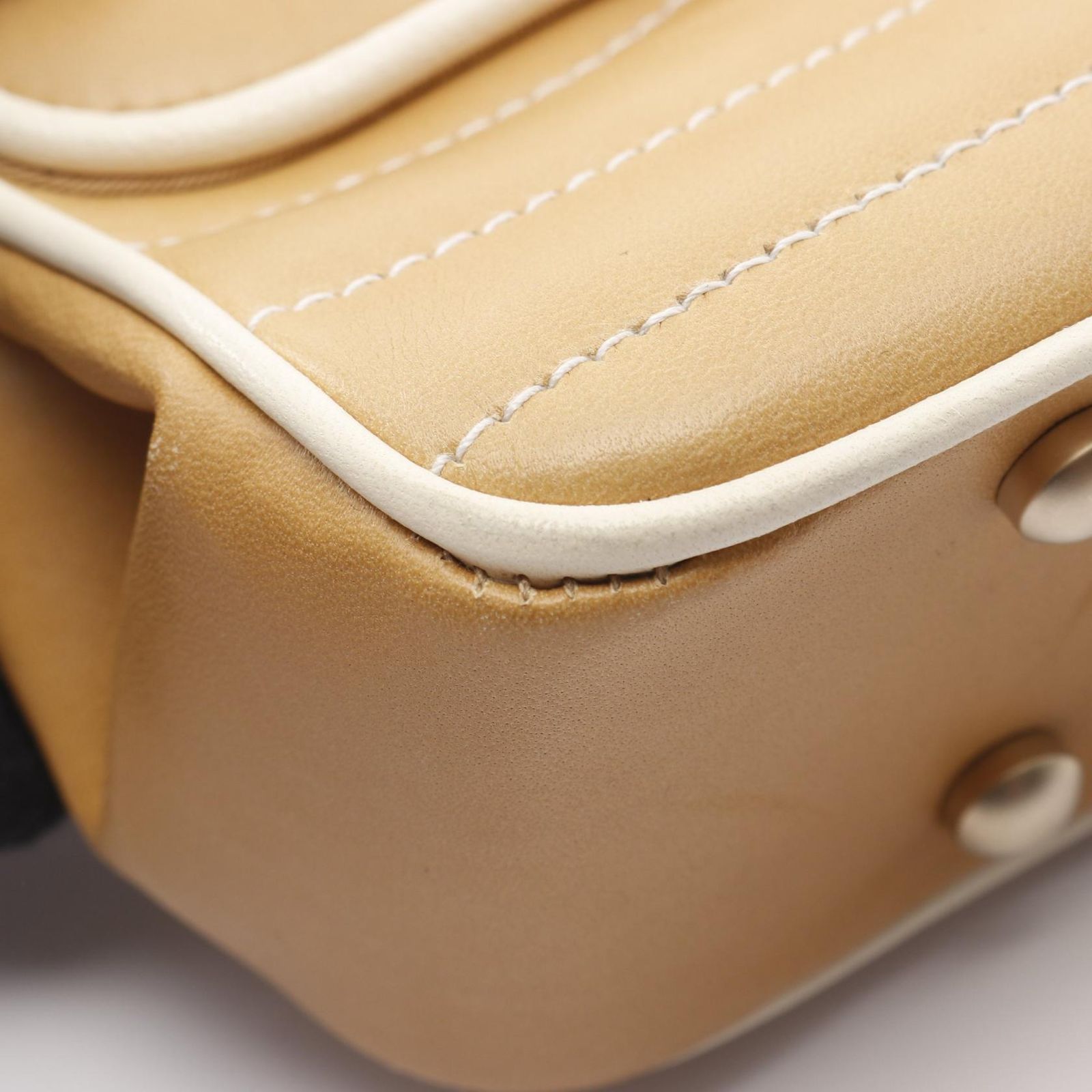 ショルダーバッグ