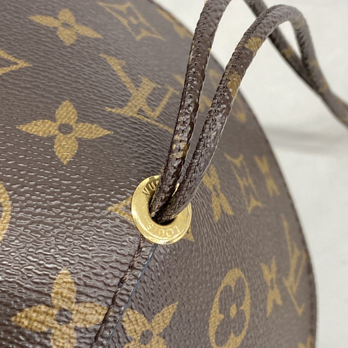 モノグラム トゥピ