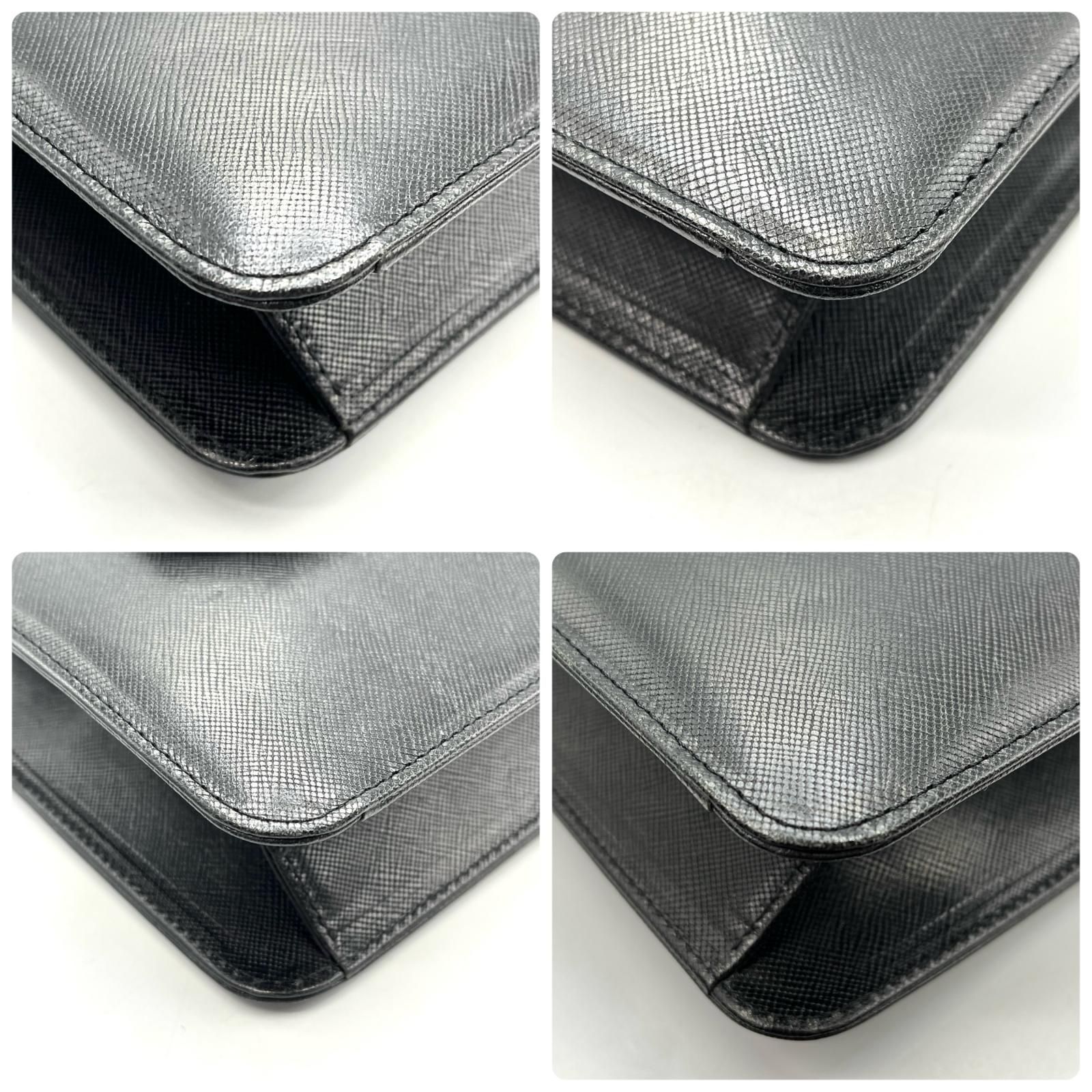 レザー ブラック