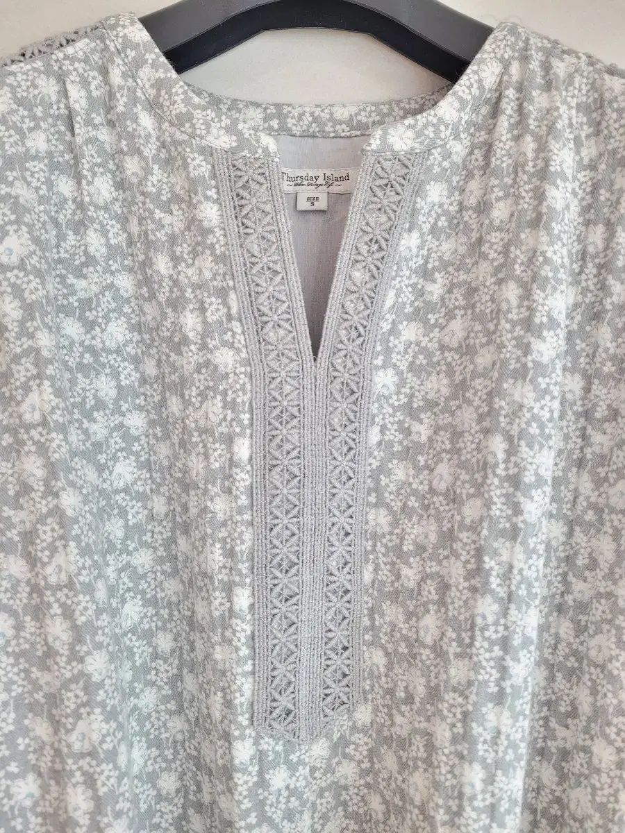 Thursday Island サースデーアイランド FW ONE PIECE