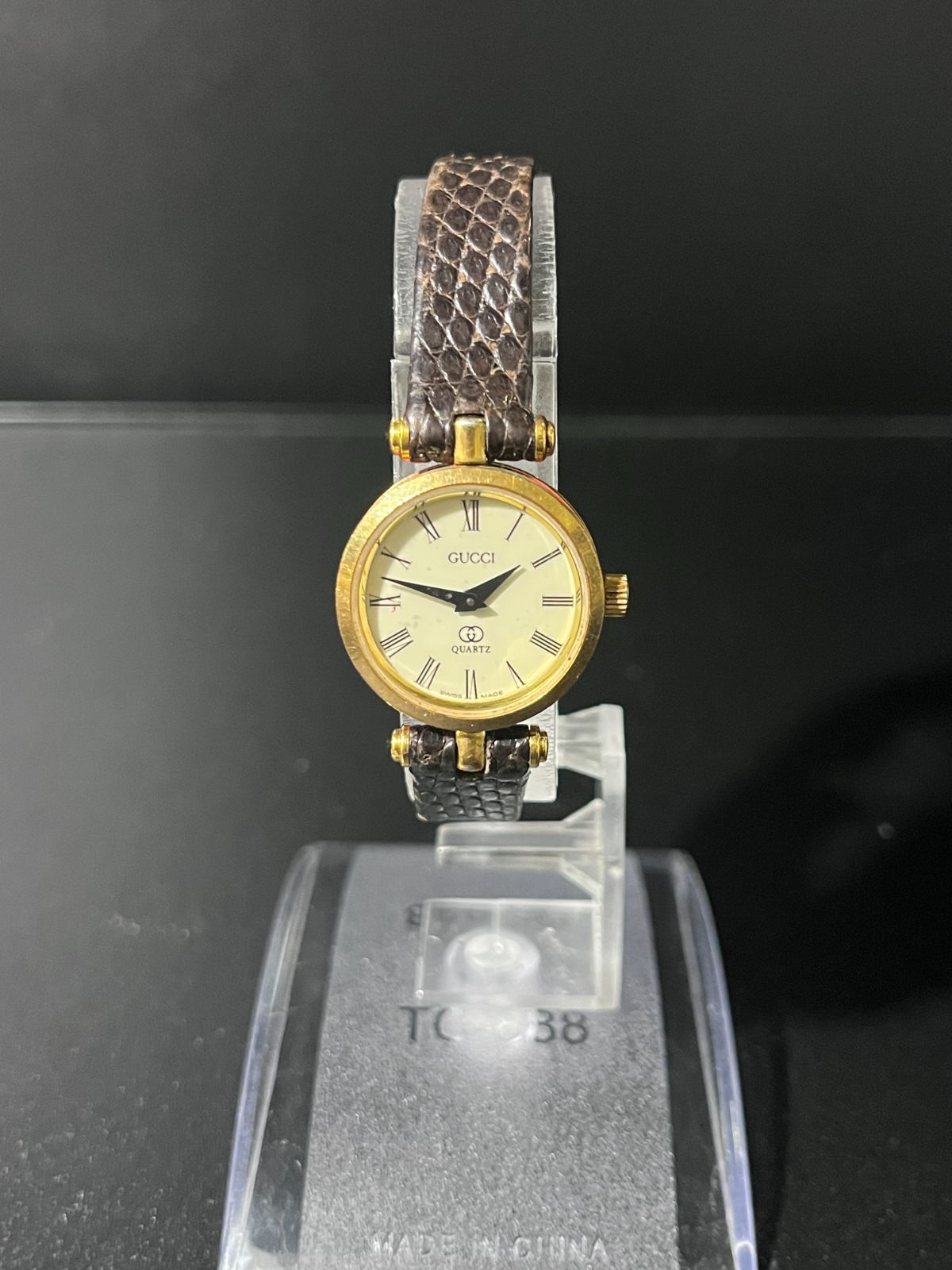 グッチ シェリー レディース時計 不動 B25110329