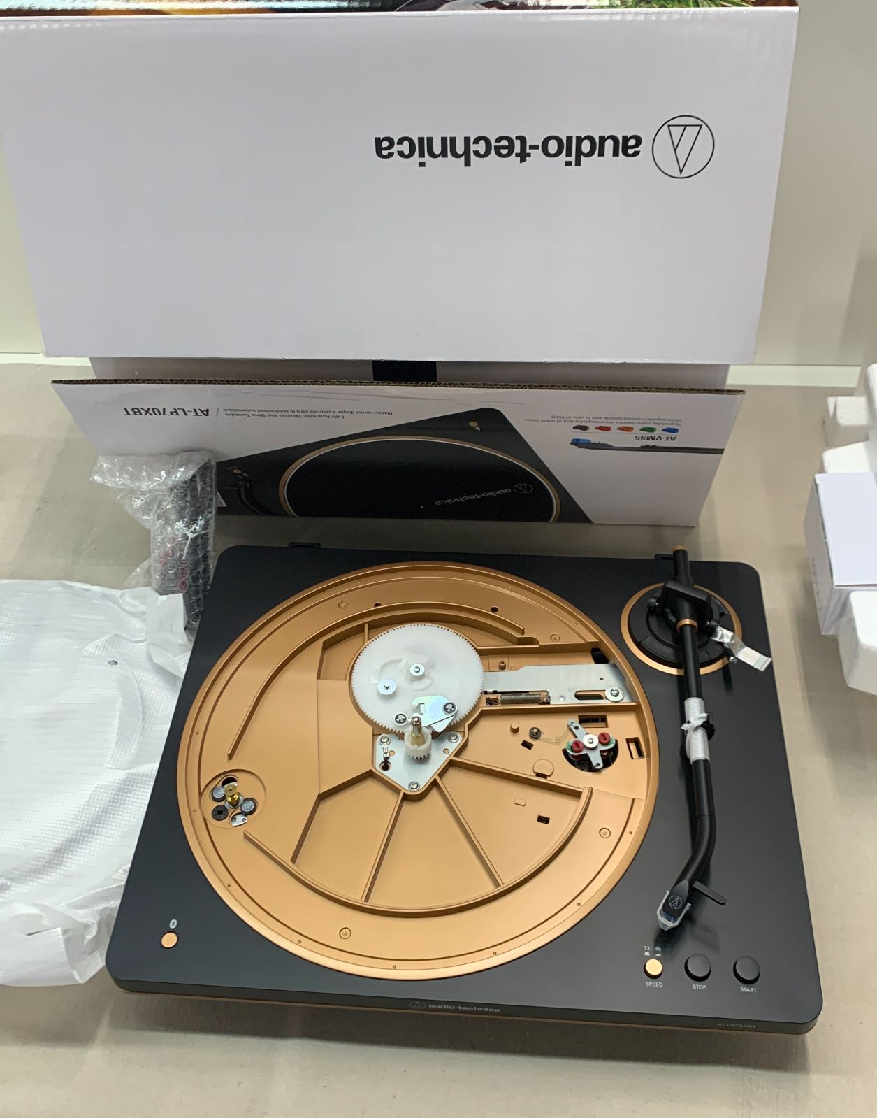 ブラック|ブロンズ