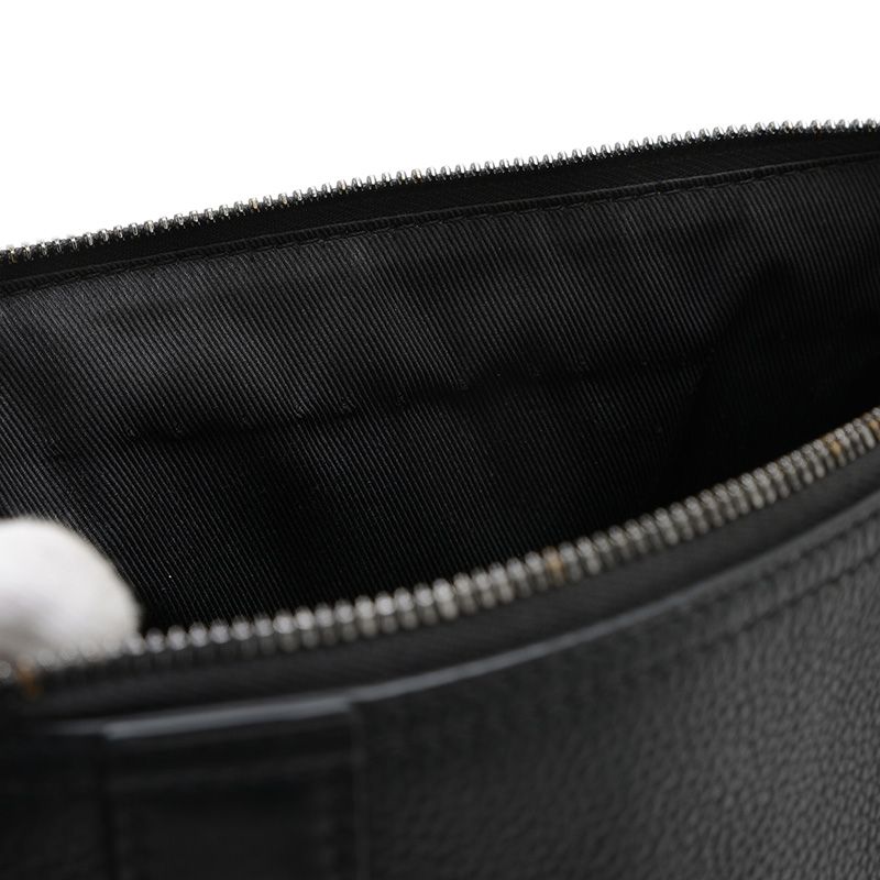 ショルダーバッグ レザー