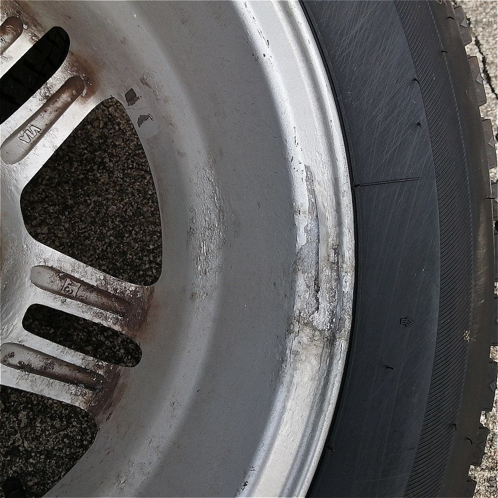 スタッドレスタイヤ付 ホイール