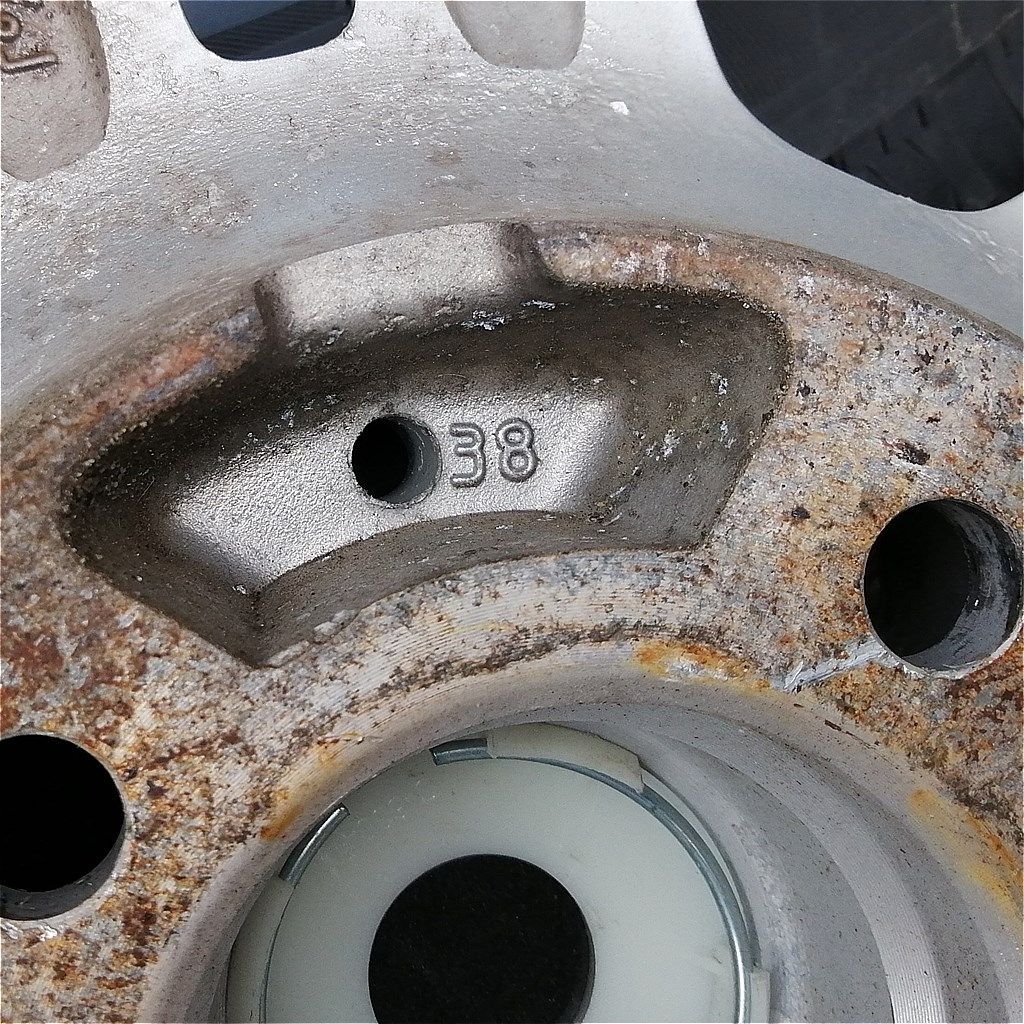  社外アルミ 14インチ スタッドレスタイヤ付 ホイール 175 65 R 14 BLIZZAK VRX 2 コンパクトカー向け 14インチ タイヤ ホイールセット