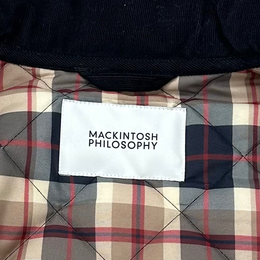 ユニセックス 金ボタン