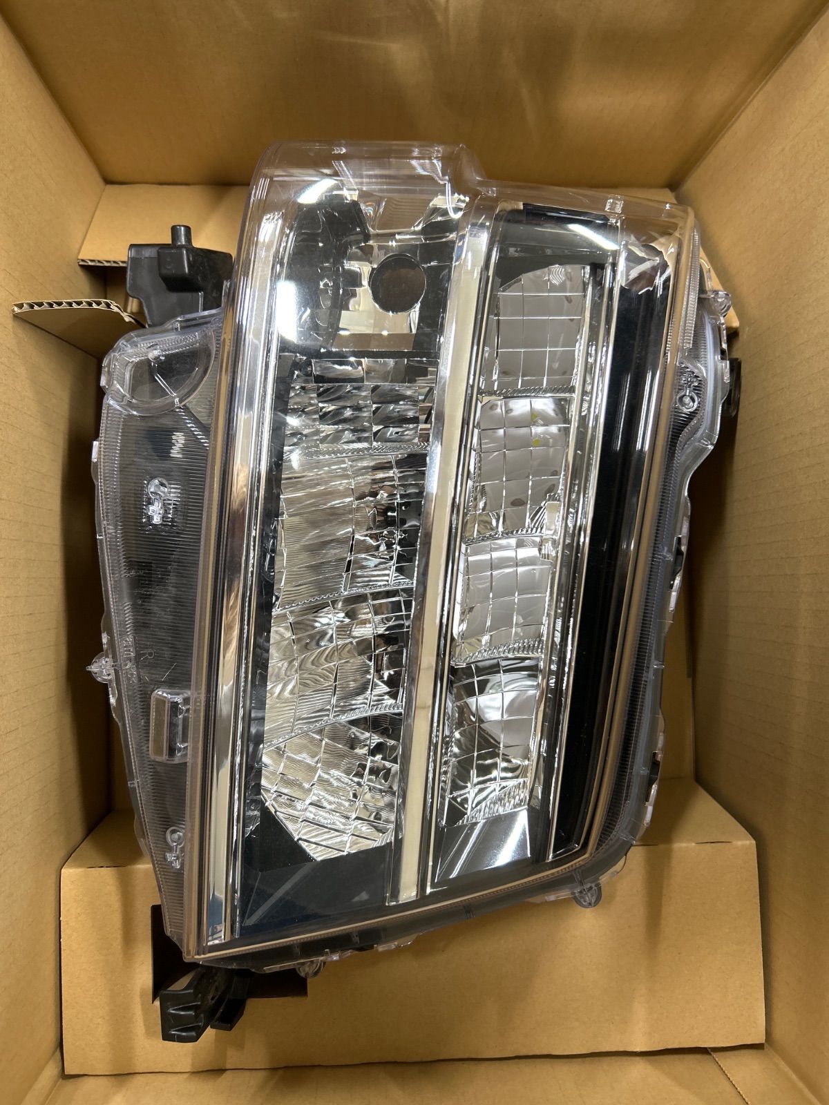 S700V ダイハツ ハイゼット ヘッドライト 【公式通販】