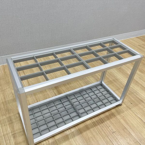 オカムラ シルバー