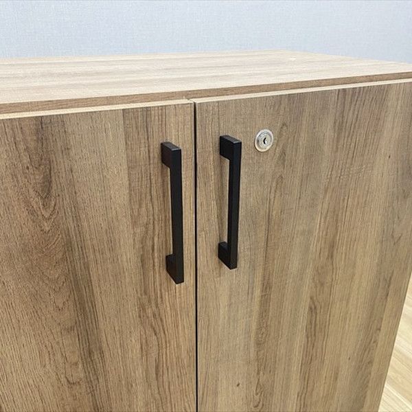 木製キャビネット