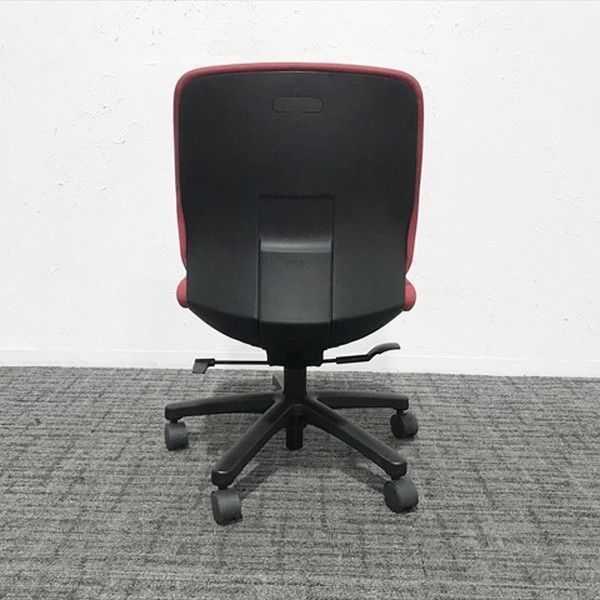 イトーキトルテR オフィスチェア 肘無 ラズベリーレッド