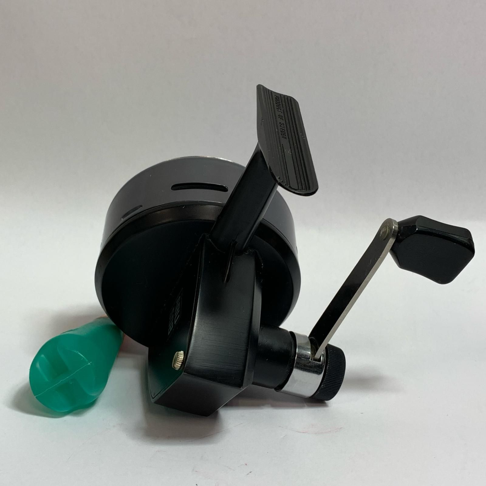 試着のみタグ付きデサント22-23XOデモンストレータービブパンツ