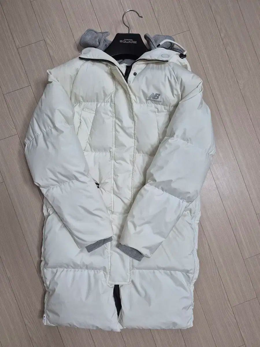 ニューバランス 白 ダウンジャケット ロング丈 フード 取り外し s