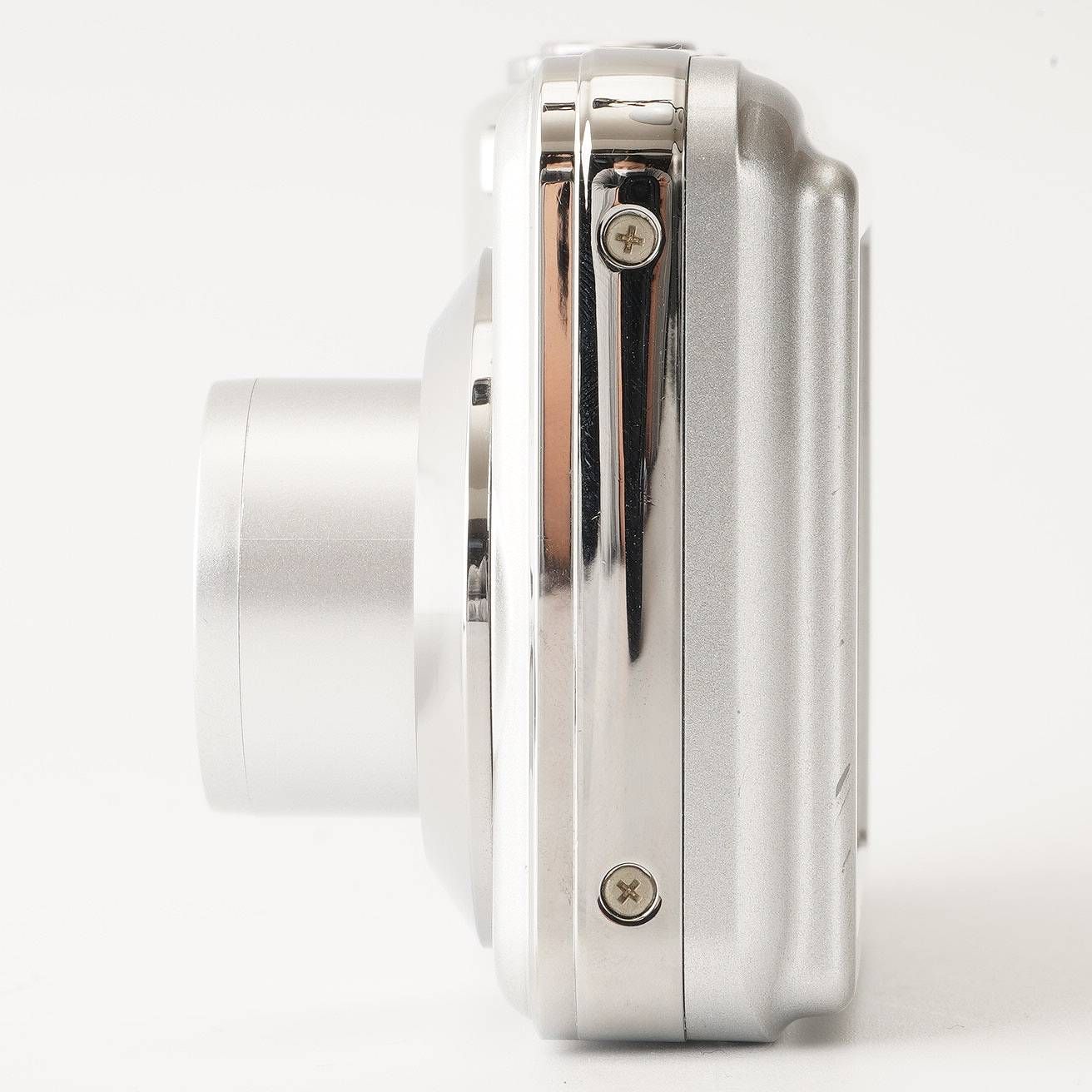 FUJIFILM デジカメ FinePix AV250 シルバー Amazon | FUJIFILM デジタルカメラ FinePix AX250 シルバー 1400万画素