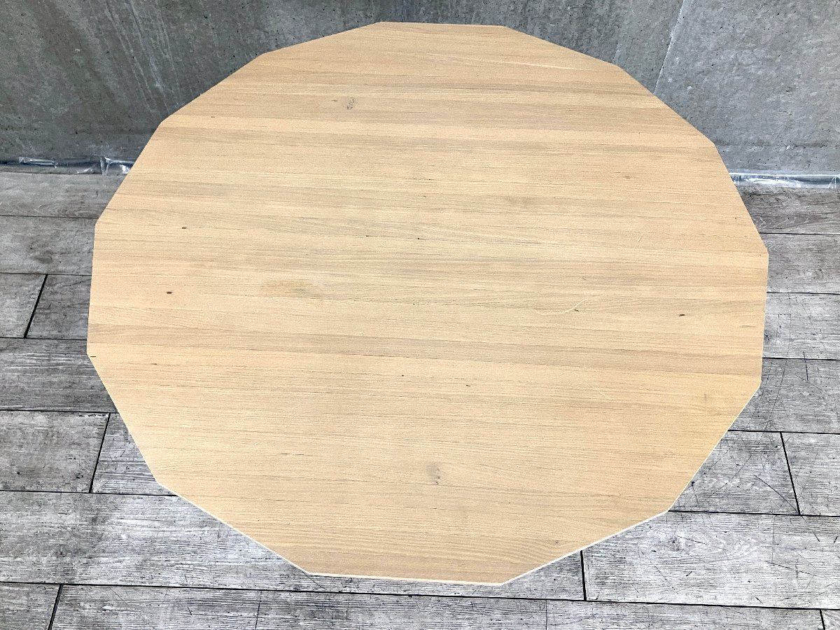 カラーウッドダイニング