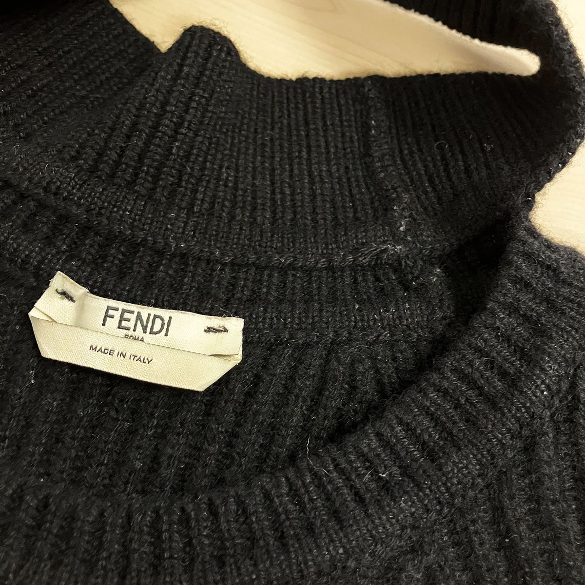 FENDI キラキラニット　size38 FENDI（ニット/セーター）のフリマアイテム一覧