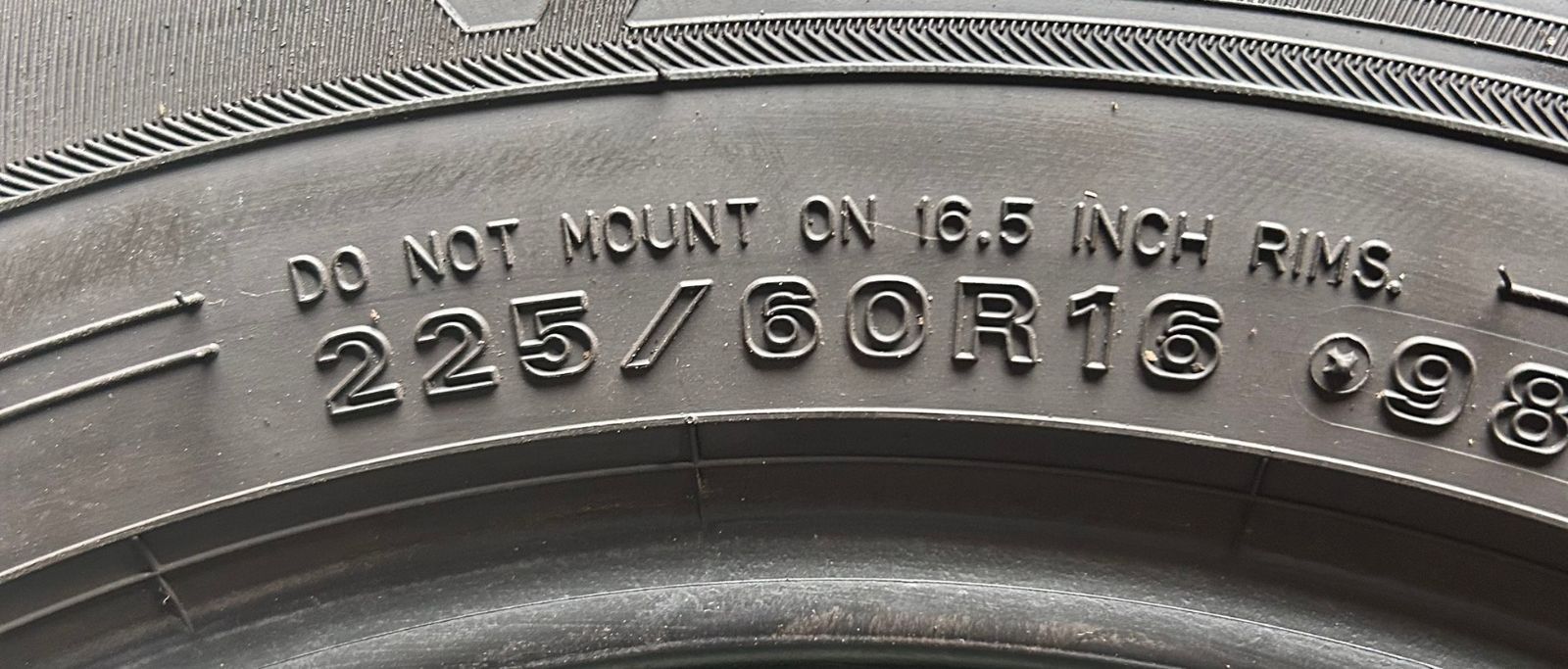  造 溝8分山 DUNLOP WINTER MAXX 03 4本 225 60 R 16 スタッドレス ASP 3322 16インチ スタッドレス