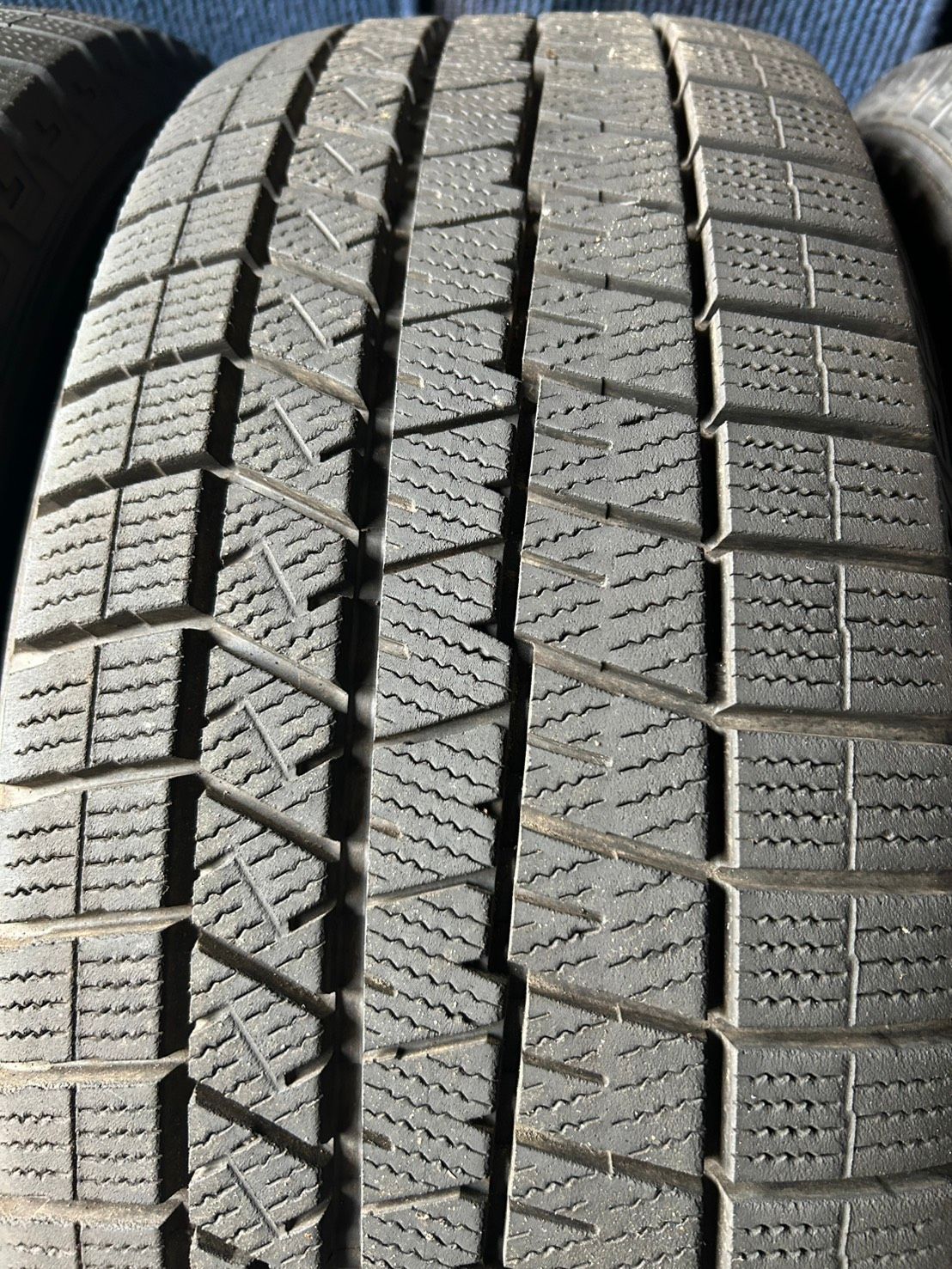 造 溝8分山 DUNLOP WINTER MAXX 03 4本 225 60 R 16 スタッドレス ASP 3322