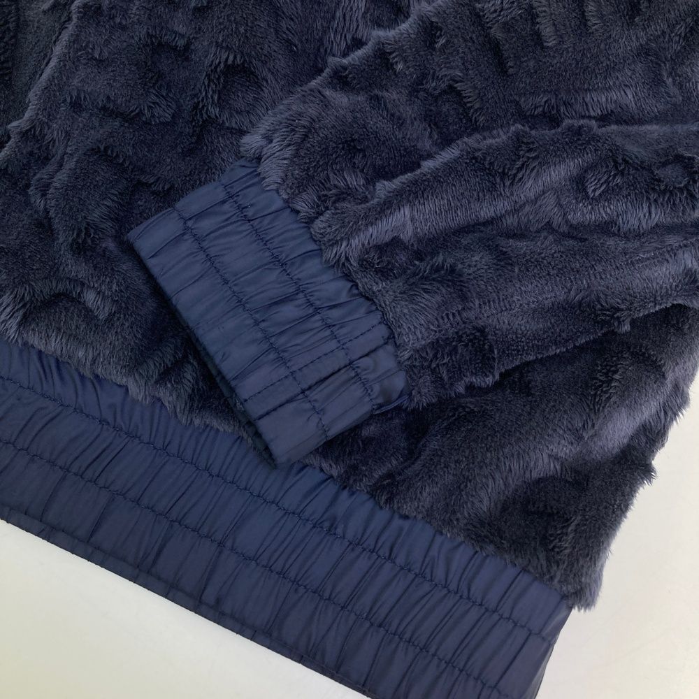 ジップジャケット ロゴ柄