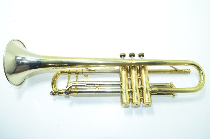 フュットル HÜTTL De Luxe LINE 300 トランペット 西ドイツ製 マウスピース ハードケース付 真鍮 管楽器