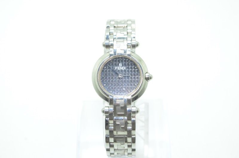フェンディ FENDI 750L レディース腕時計 ブラック文字盤 クォーツ ステンレススチール スイス製
