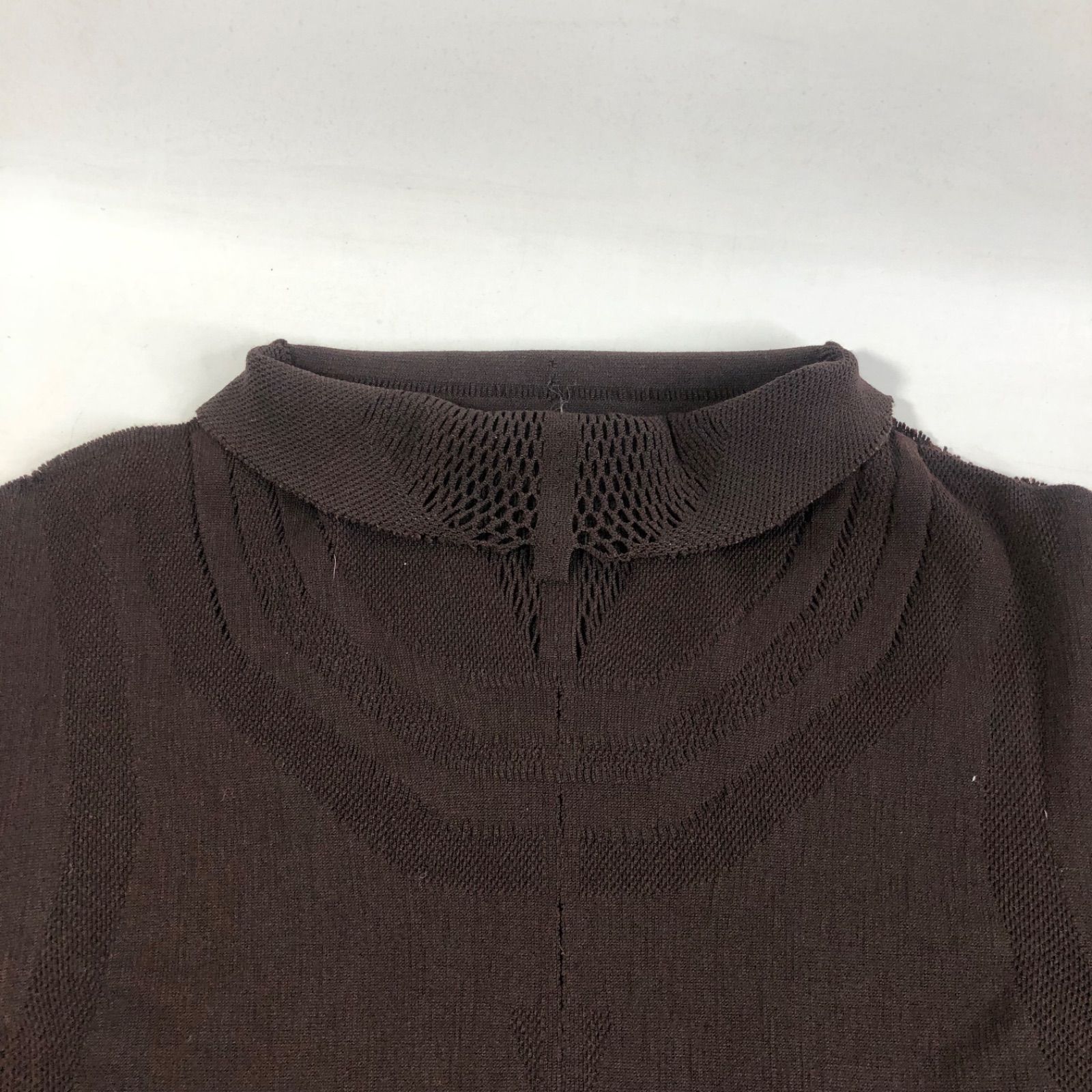 A 1106-14-5 ISSEY MIYAKE イッセイ ミヤケ レディースタートルネック セーター ハイネック 茶色 size M IM 93-KK 090