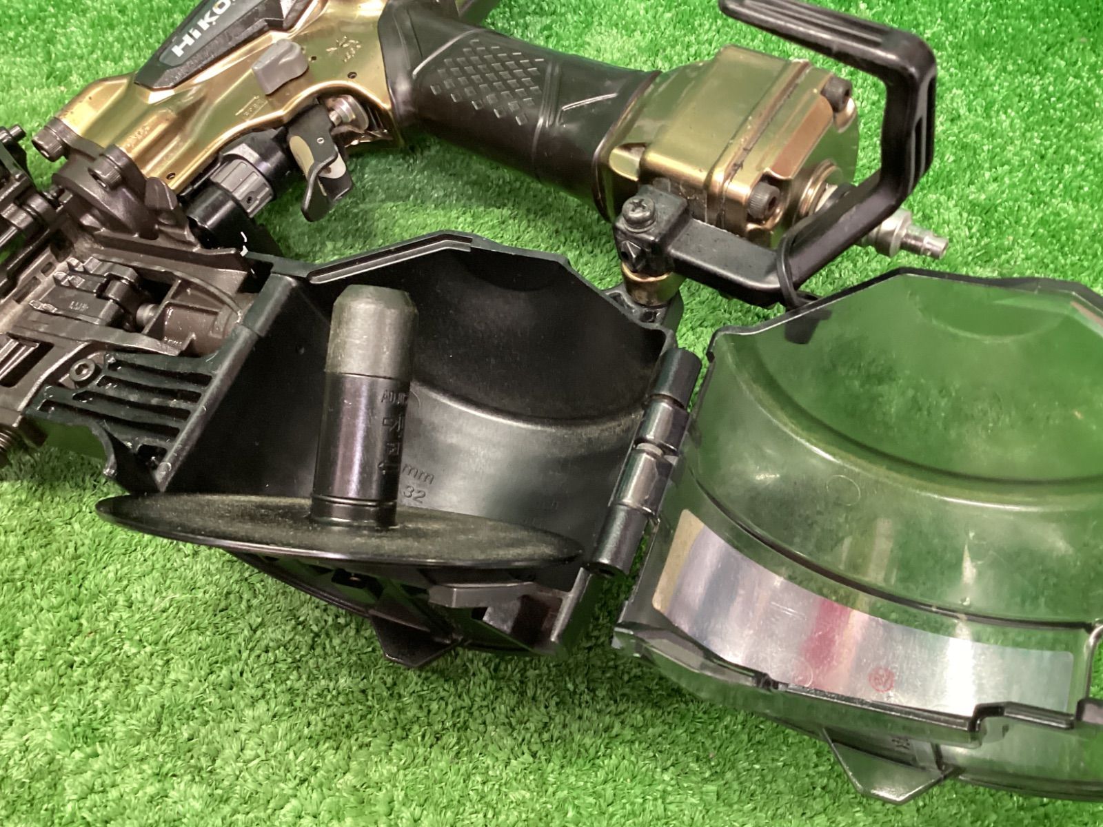  HiKOKI ハイコーキ 65ｍｍ 高圧ロール釘打機 エアダスタ付 ハイゴールド NV 65 HR 2 N ITNIDQOGGPLO 釘打機 エアーツール