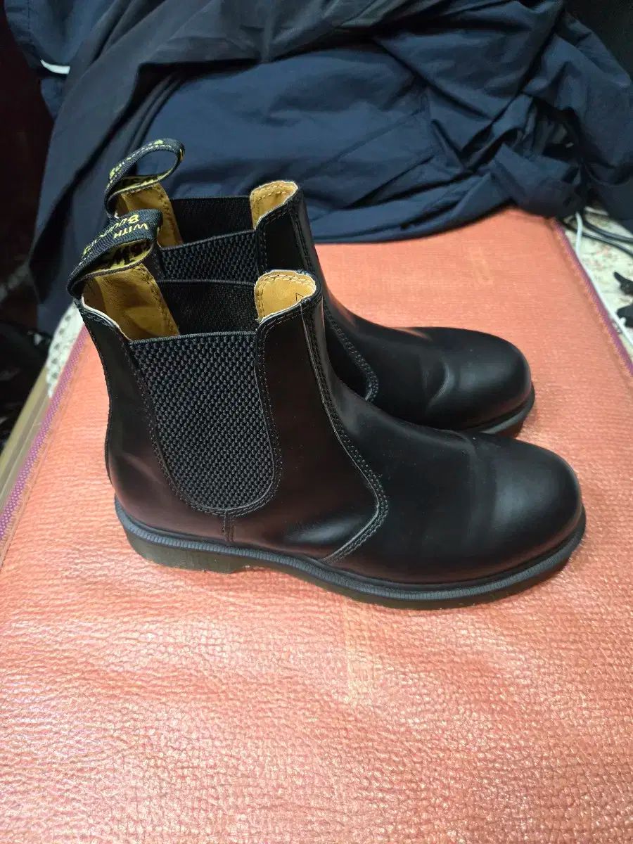 チェルシー ブーツ