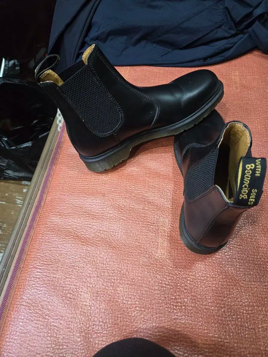 MARTENS ドクターマーチン