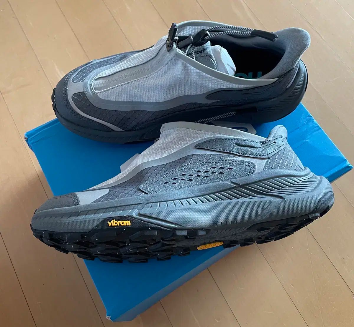 ホカプロジェクト トランスポート スターダスト グレー 250