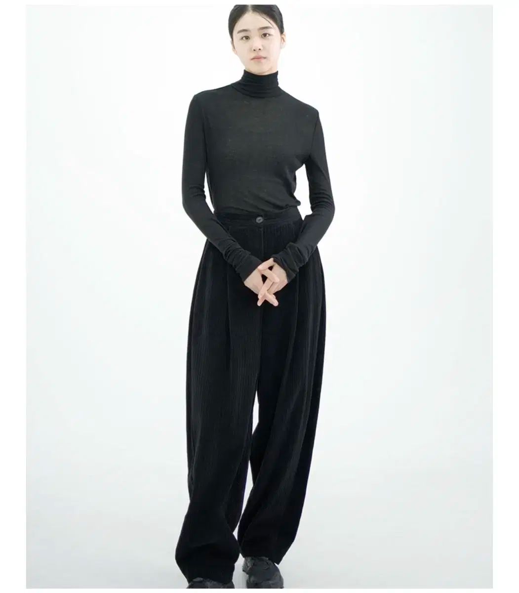 ユノイア eunoia Corduroy Pants ブラック