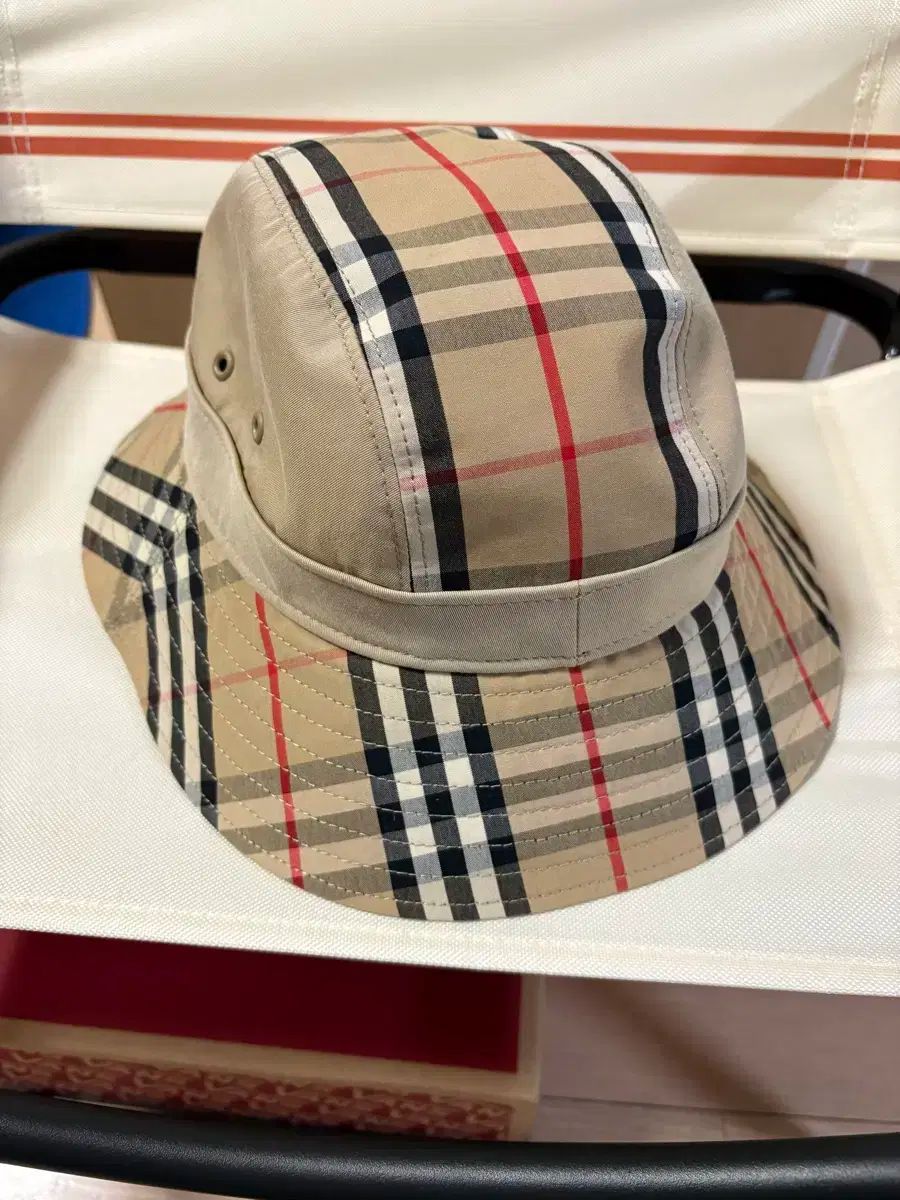 バーバリー バケットハット Sサイズ