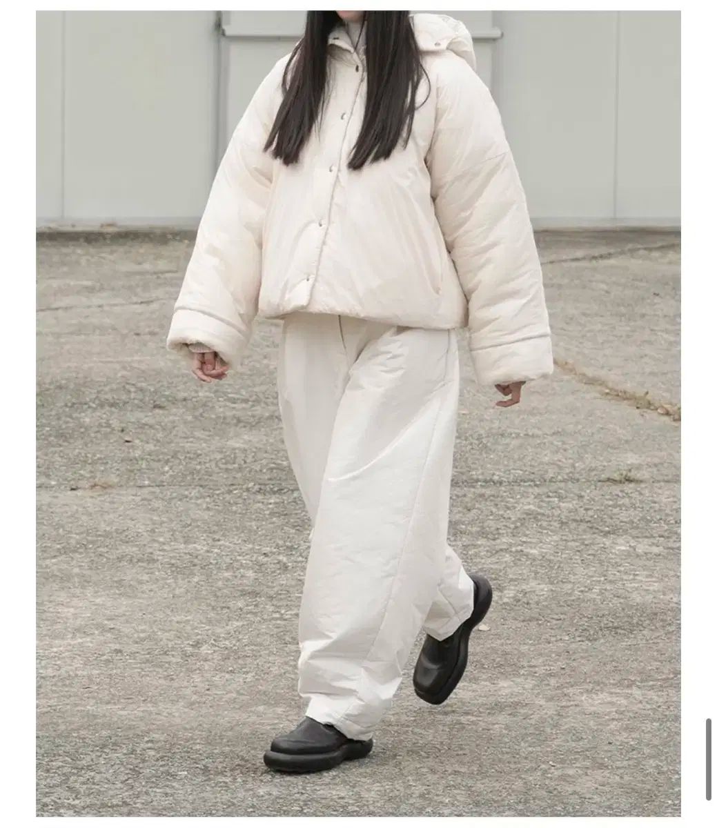 ユノイア eunoia バルーン パディング パンツ クリーム M