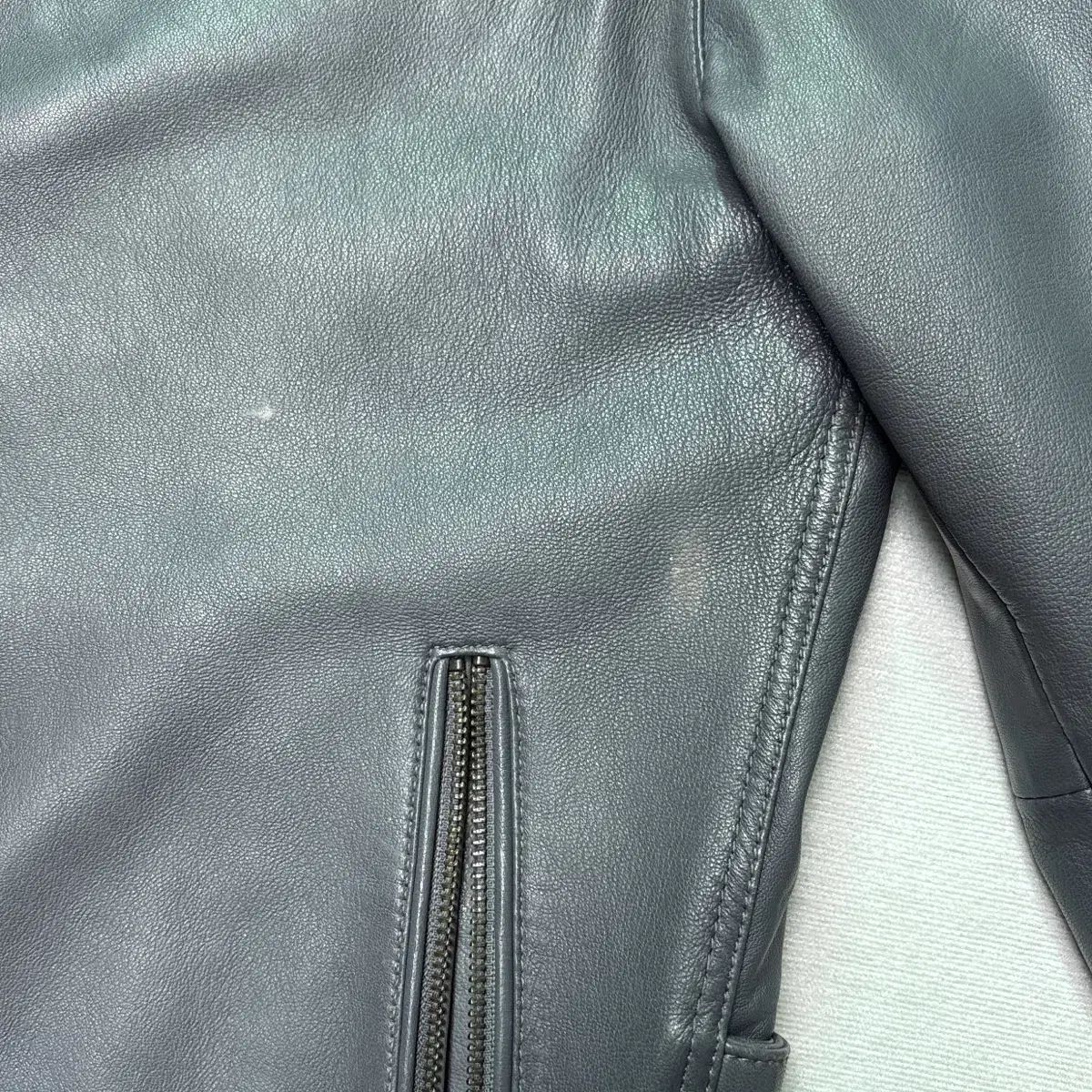 ライダースジャケット