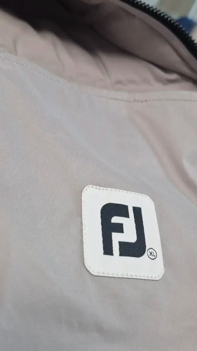 フットジョイ メンズ ニットバイカラーグースダウンジャケット ベージュ|105 LLC-HASEGAWATOSO_COM