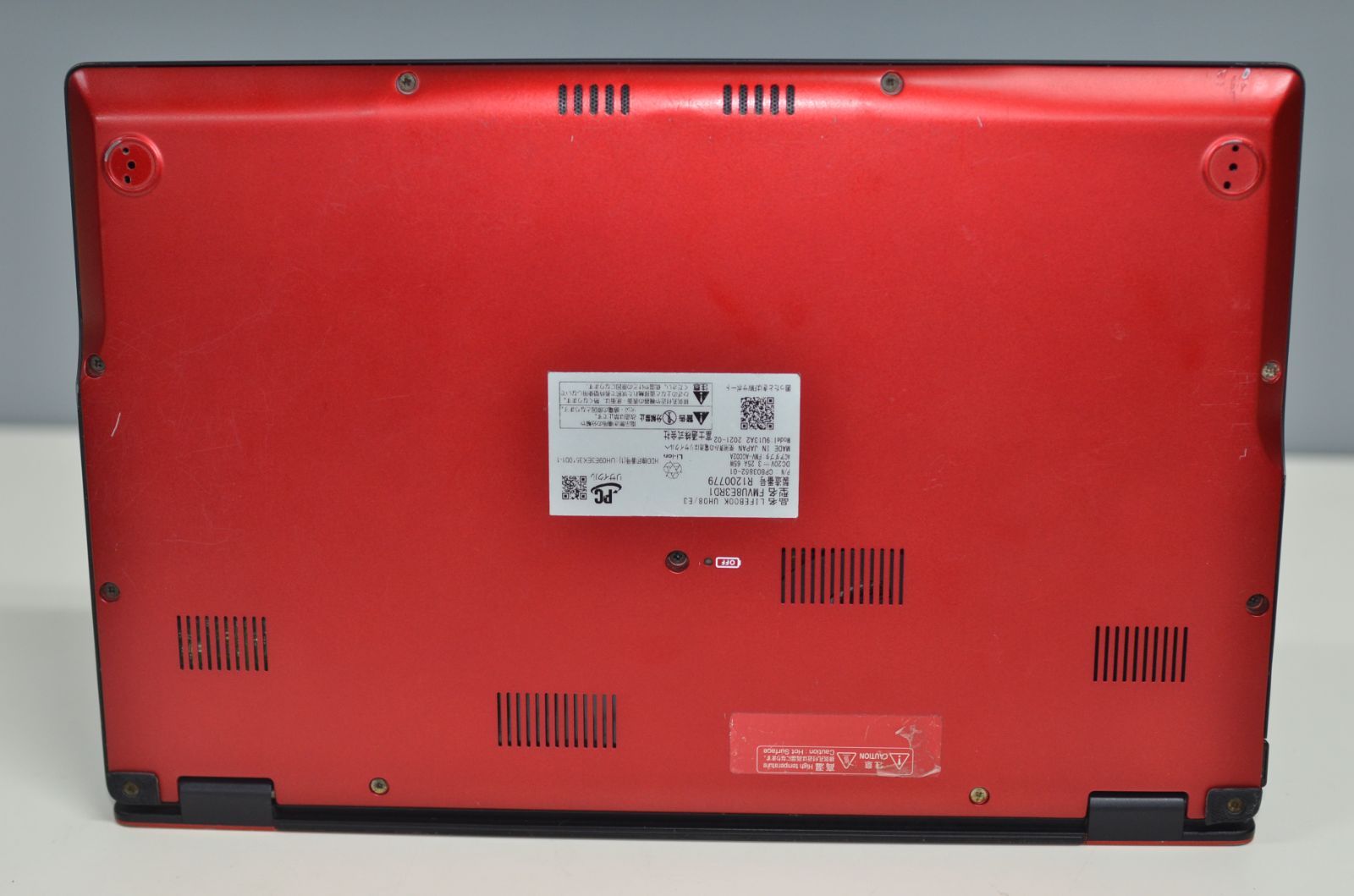 中古軽量ノートパソコン 富士通 UH08/E3 Windows11+office 爆速