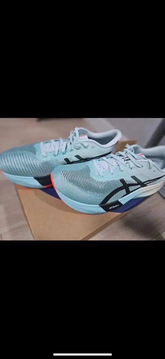 アシックス メタスピード パリ スカイ 255