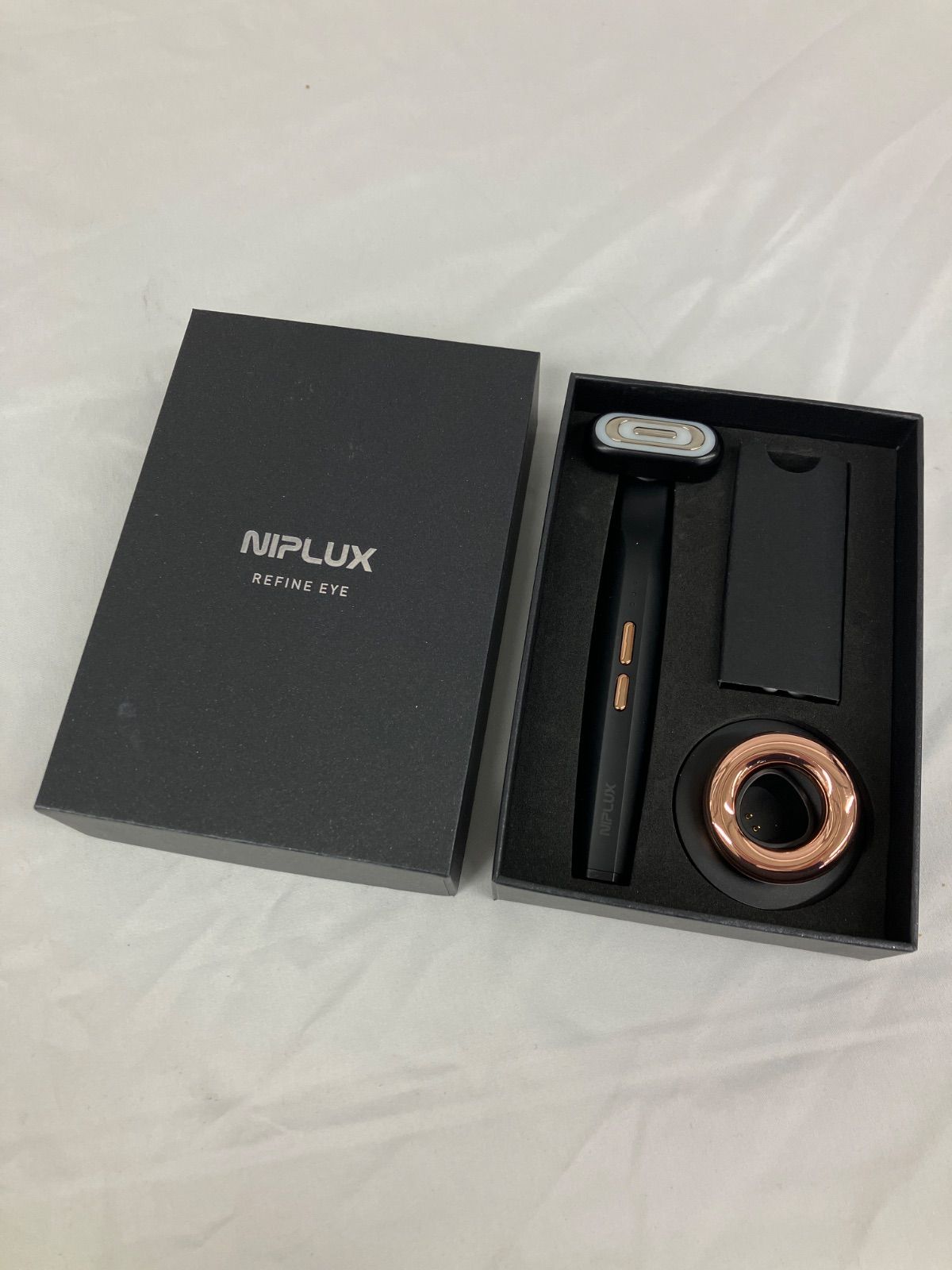 N AY25111026 ≪ 品≫ ニップラックス EMS-LED アイケア リファインアイ NP-RF24BK