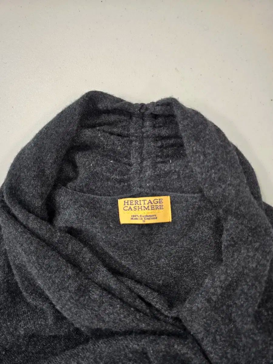  英国製ヘリテイジ カシミア GOLD チャコール カーディガン 長袖 カーディガン ボレロ アンサンブル