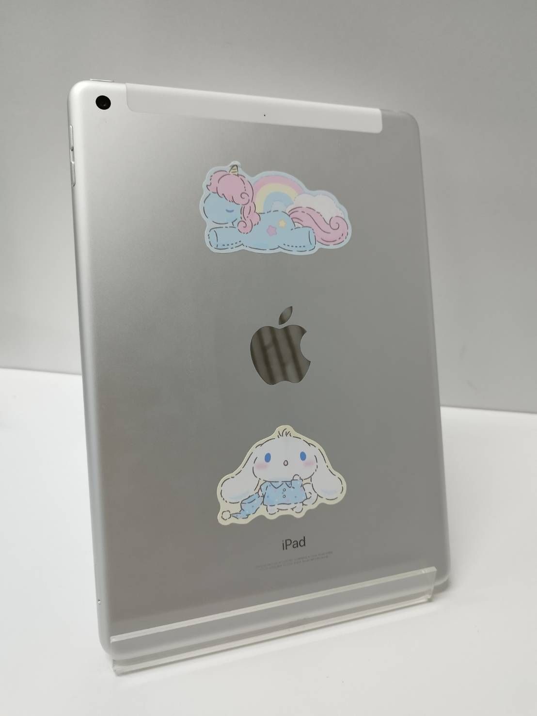 Wi-Fi+セルラー】iPad 第6世代/A1954/32GB〈MR6P2J/A〉※背面シールあり