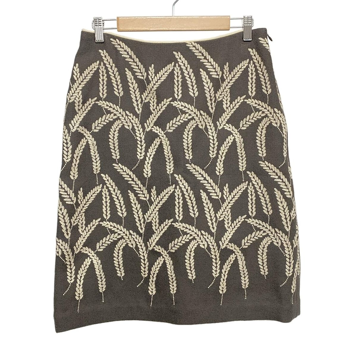 mina perhonen mina ミナペルホネン スカート サイズ36 S レディース - グレー×白 刺繍|ウール|spica